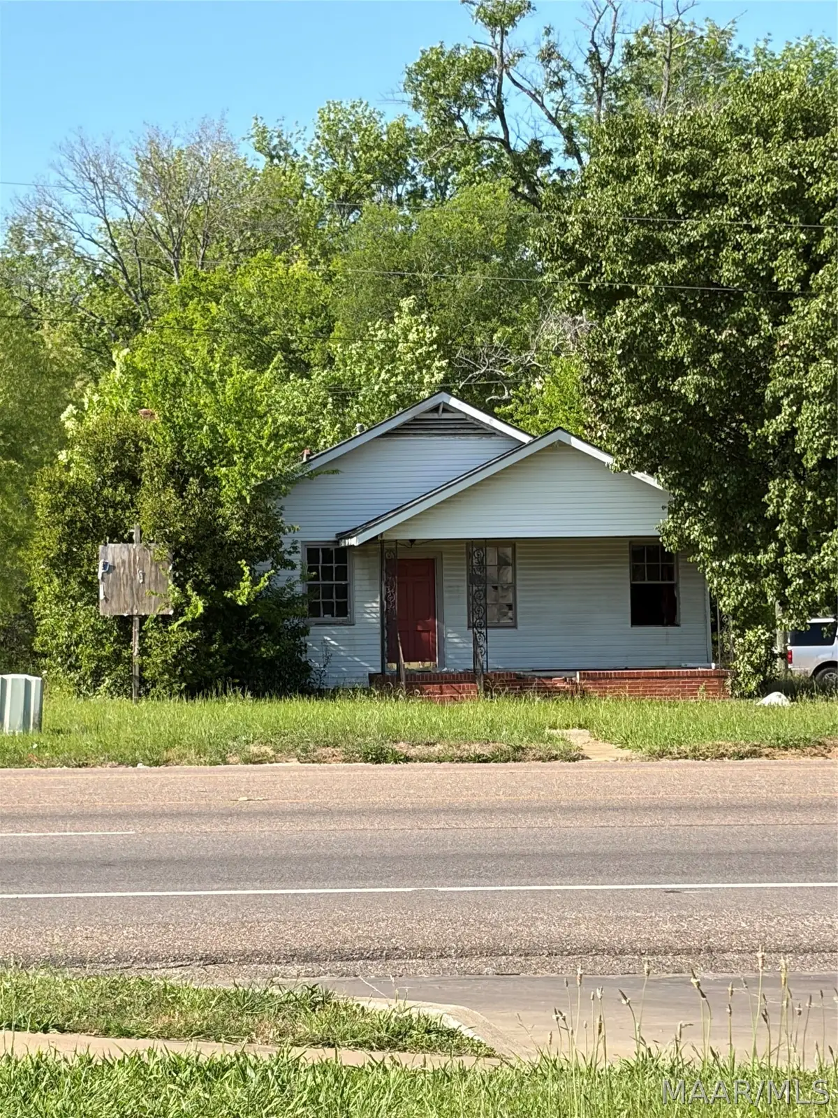 1207 Highland Avenue, Selma, AL 36701 - #1