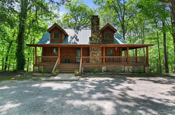 195 John Smith Drive, Deatsville, AL 36022