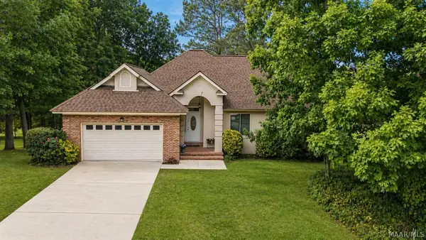 143 Lake Bend Drive, Elmore, AL 36025