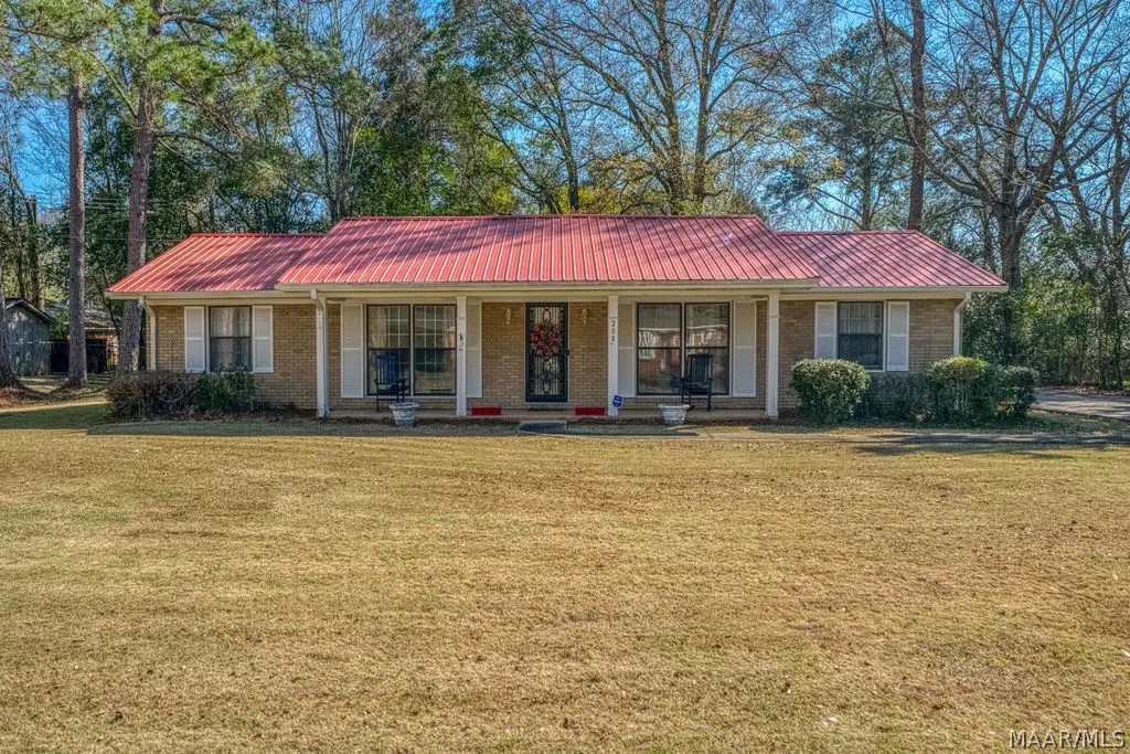 208 Crestwood Drive, Selma, AL 36701 - #1