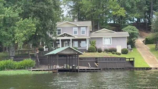 93 Gaddis Beach Drive, Titus, AL 36080