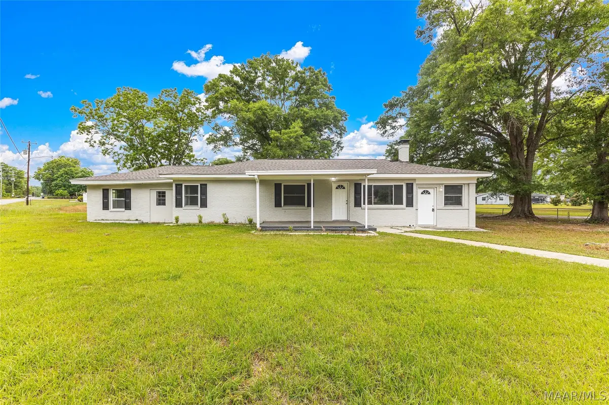 7 Narrow Lane, Wetumpka, AL 36092 - #1