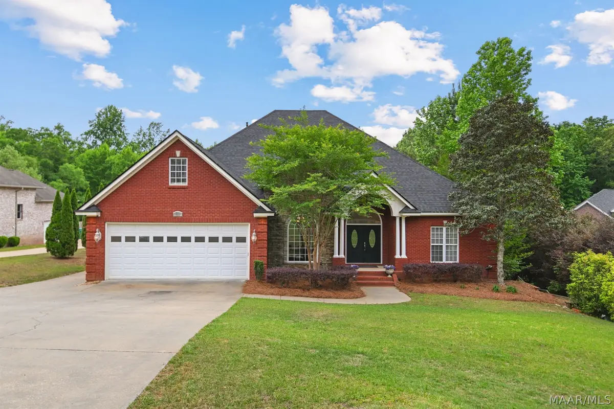 939 Richfield Road, Deatsville, AL 36022 - #1