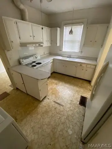 3325 Lexington Road, Montgomery, AL 36106 - #3