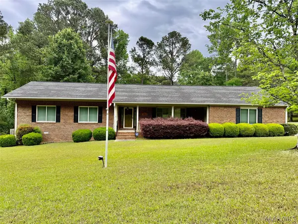 2704 Dobbs Road, Alexander City, AL 35010