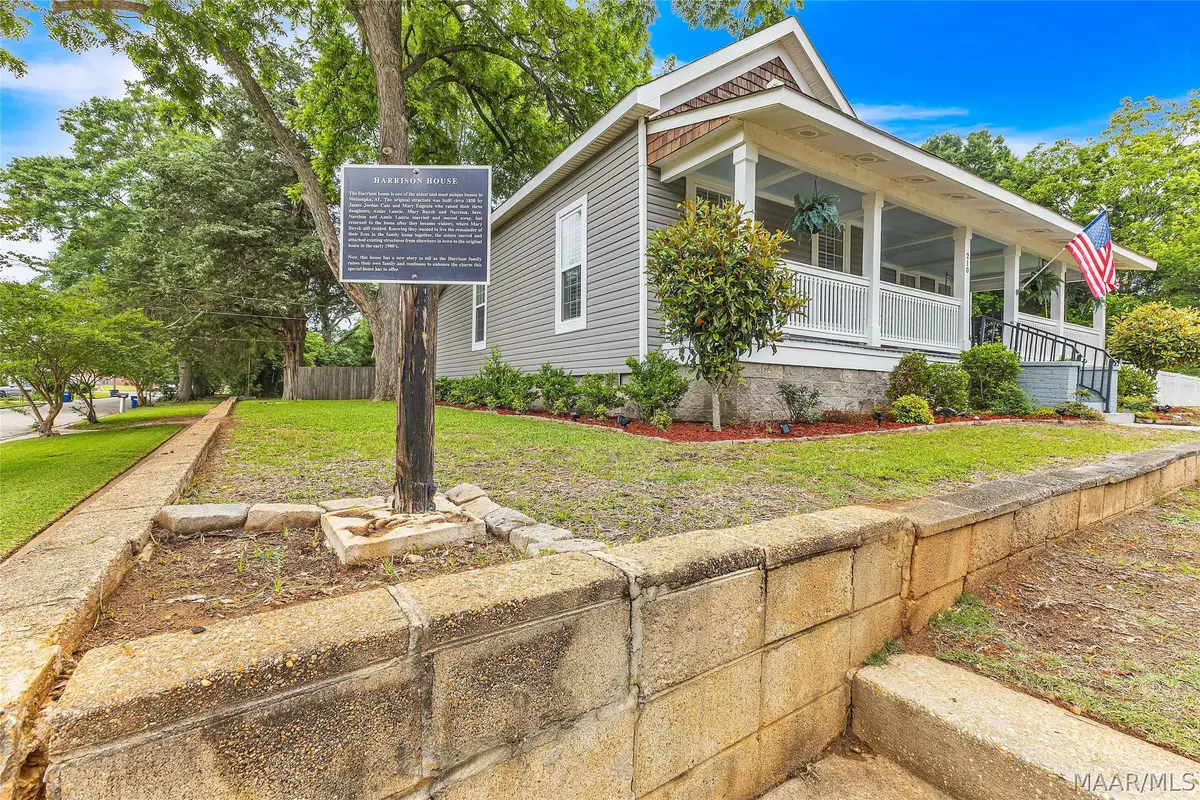 210 W Coosa Street, Wetumpka, AL 36092 - #1