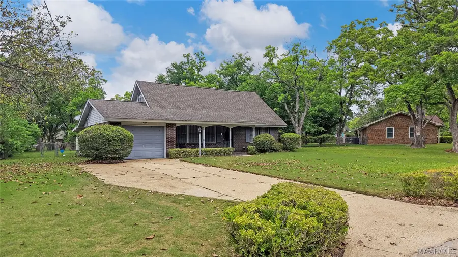 206 E Riding Road, Montgomery, AL 36116 - #2