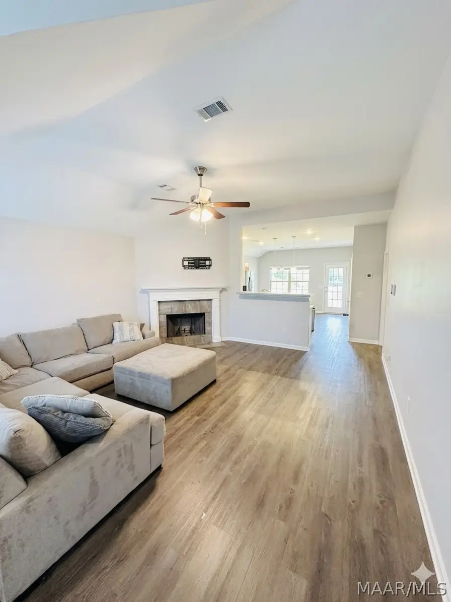 585 Sunset Drive, Prattville, AL 36067 - #3