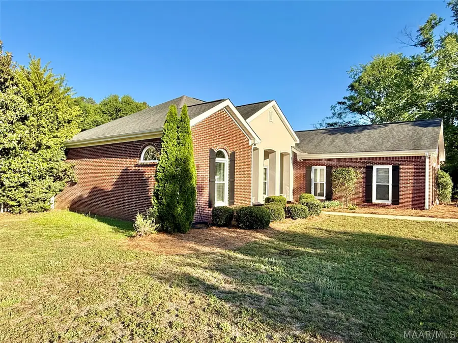 76 Deerfield Drive, Selma, AL 36701 - #3