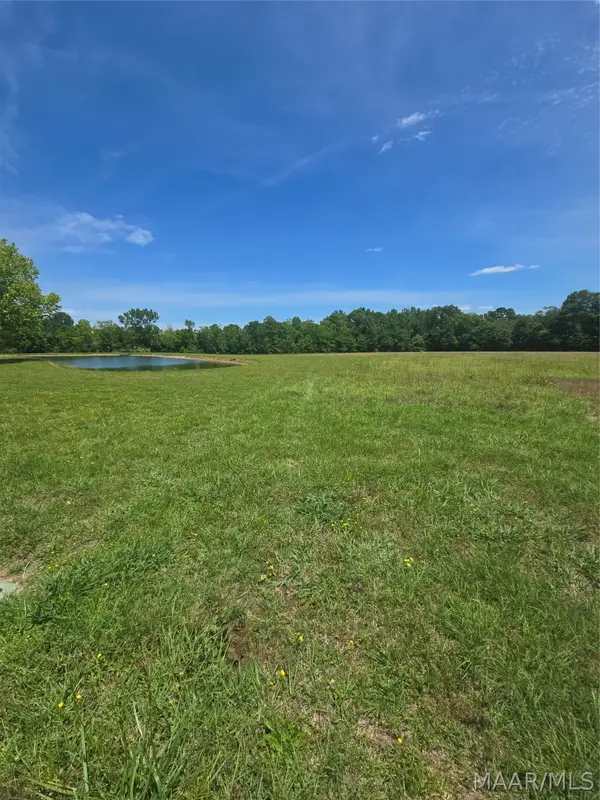 215 Crossing Lane, Pike Road, AL 36064