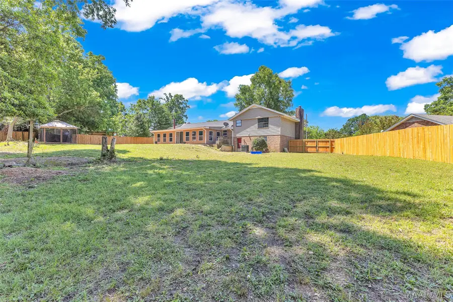 280 Daffodil Court, Millbrook, AL 36054 - #3