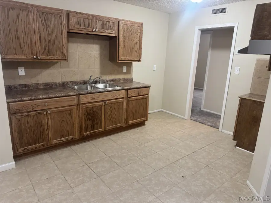 4144 Piedmont Drive, Montgomery, AL 36108 - #2
