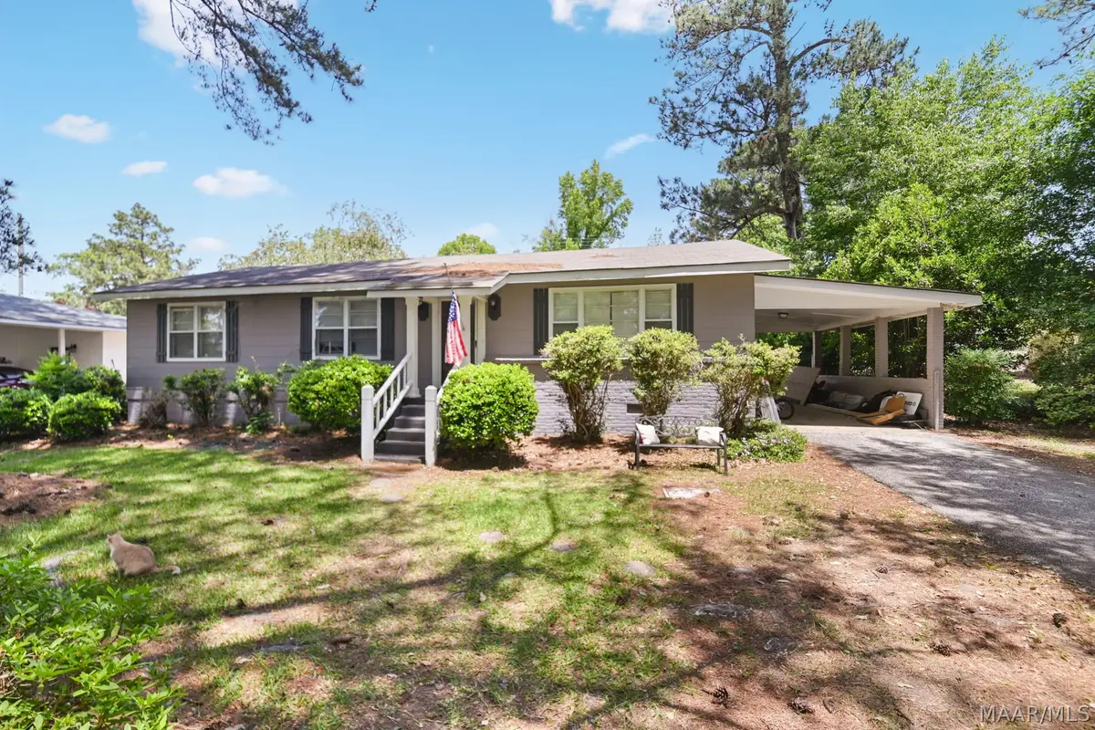 706 7th Street, Tallassee, AL 36078 - #1