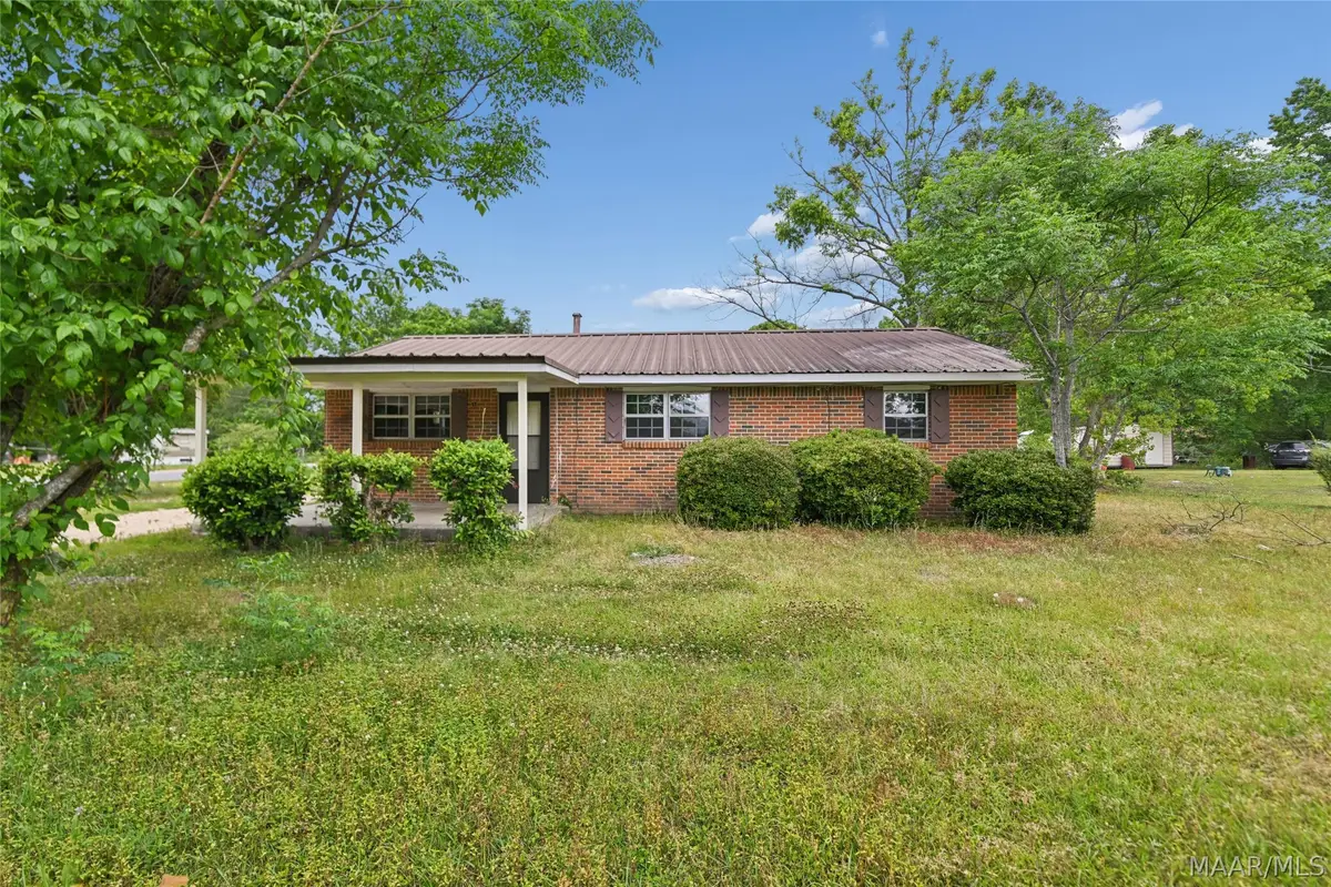 190 Lucky Town Loop, Elmore, AL 36025 - #1
