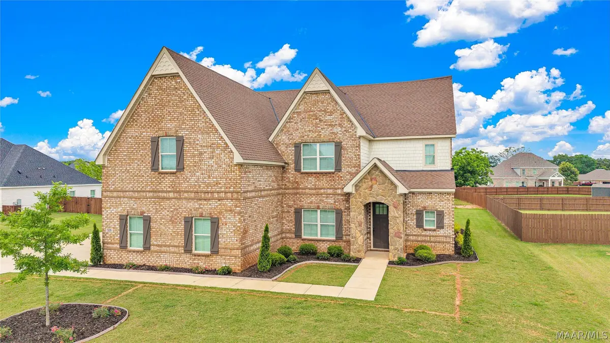 526 Midland Drive, Wetumpka, AL 36093 - #1