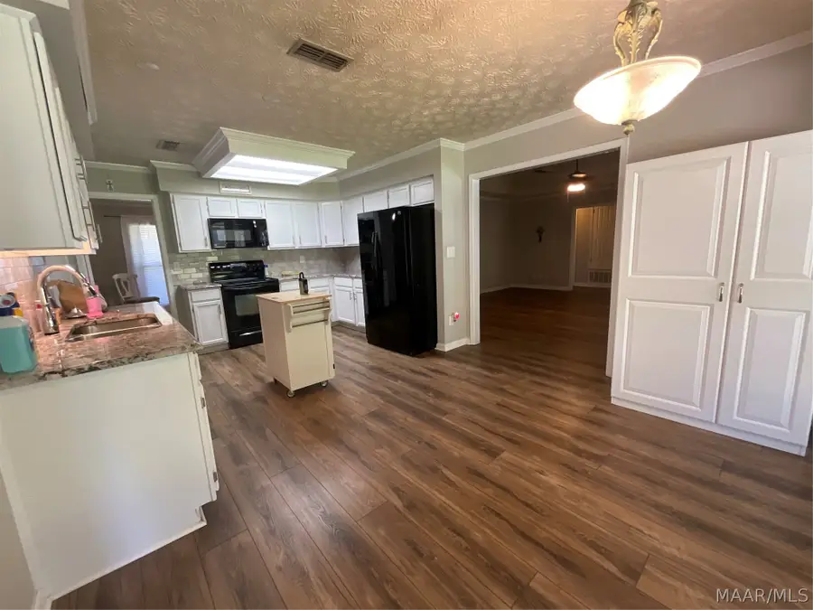 4160 Johnstown Drive, Montgomery, AL 36109 - #3