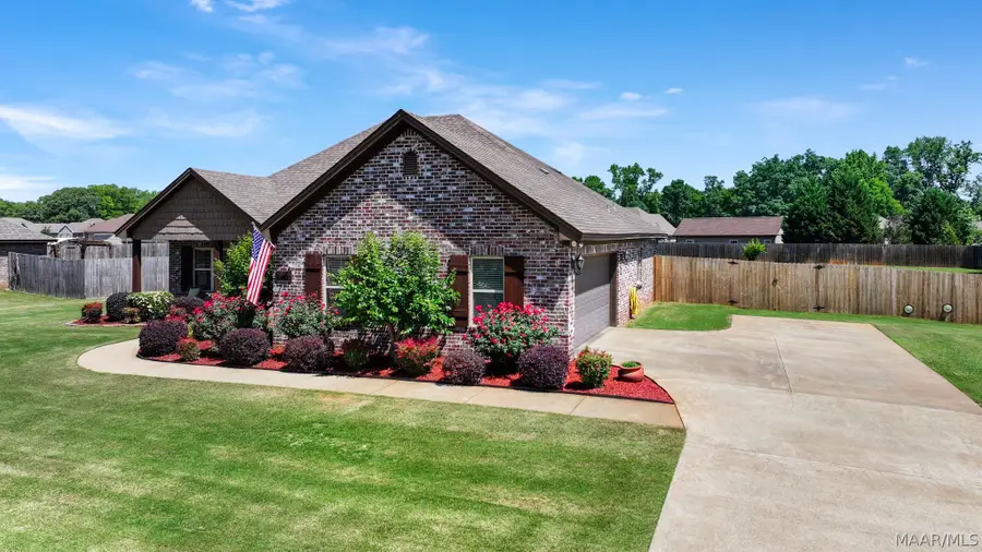 145 Jennifer Lane, Deatsville, AL 36022 - #3