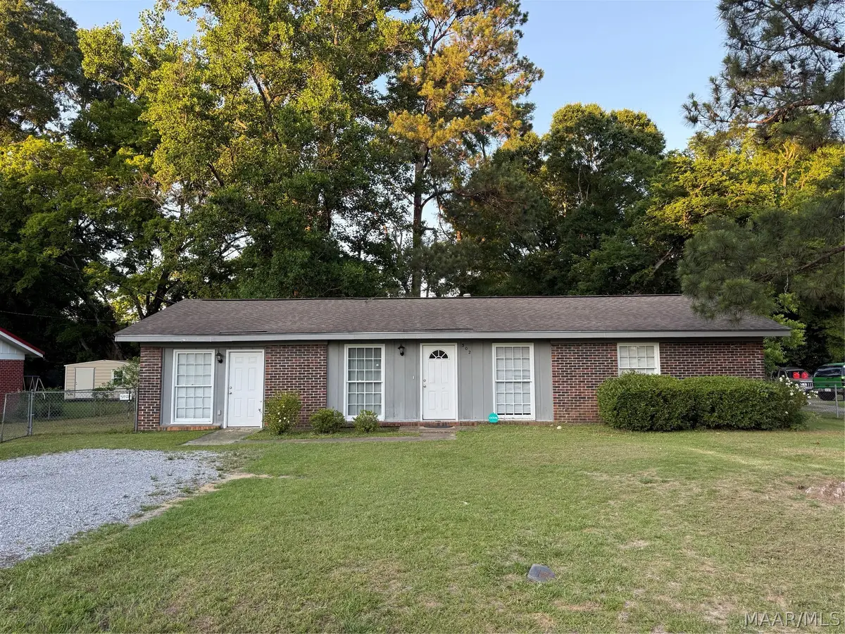 302 Woodbine Street, Selma, AL 36701 - #1