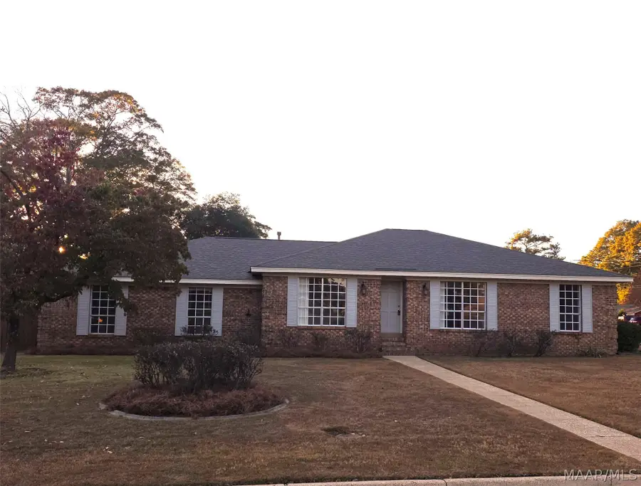 213 Gail Street, Prattville, AL 36066 - #3