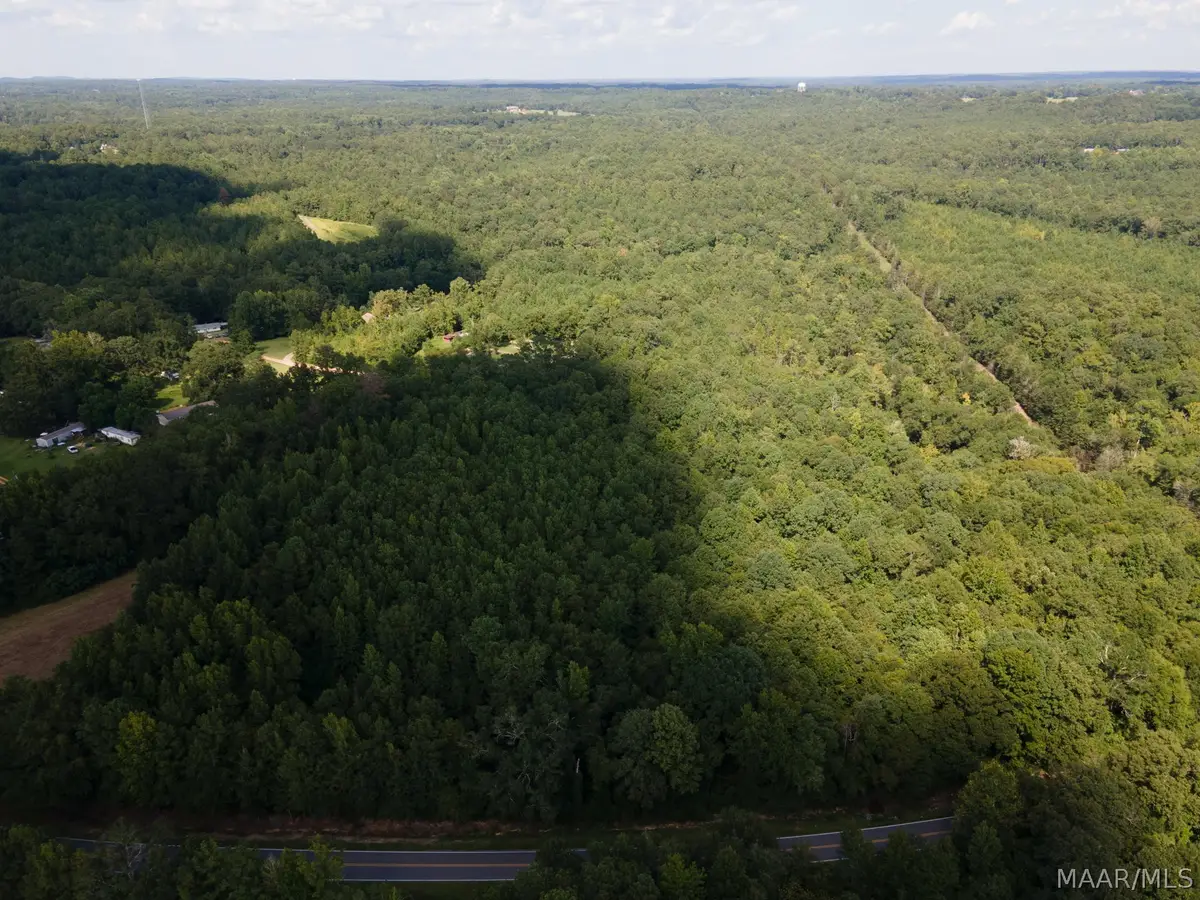 2146 Cherokee Trail, Tallassee, AL 36078 - #1
