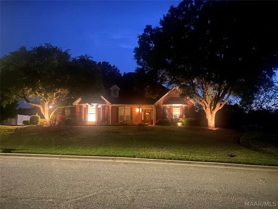 412 Holly Brook Drive, Montgomery, AL 36109 - #3