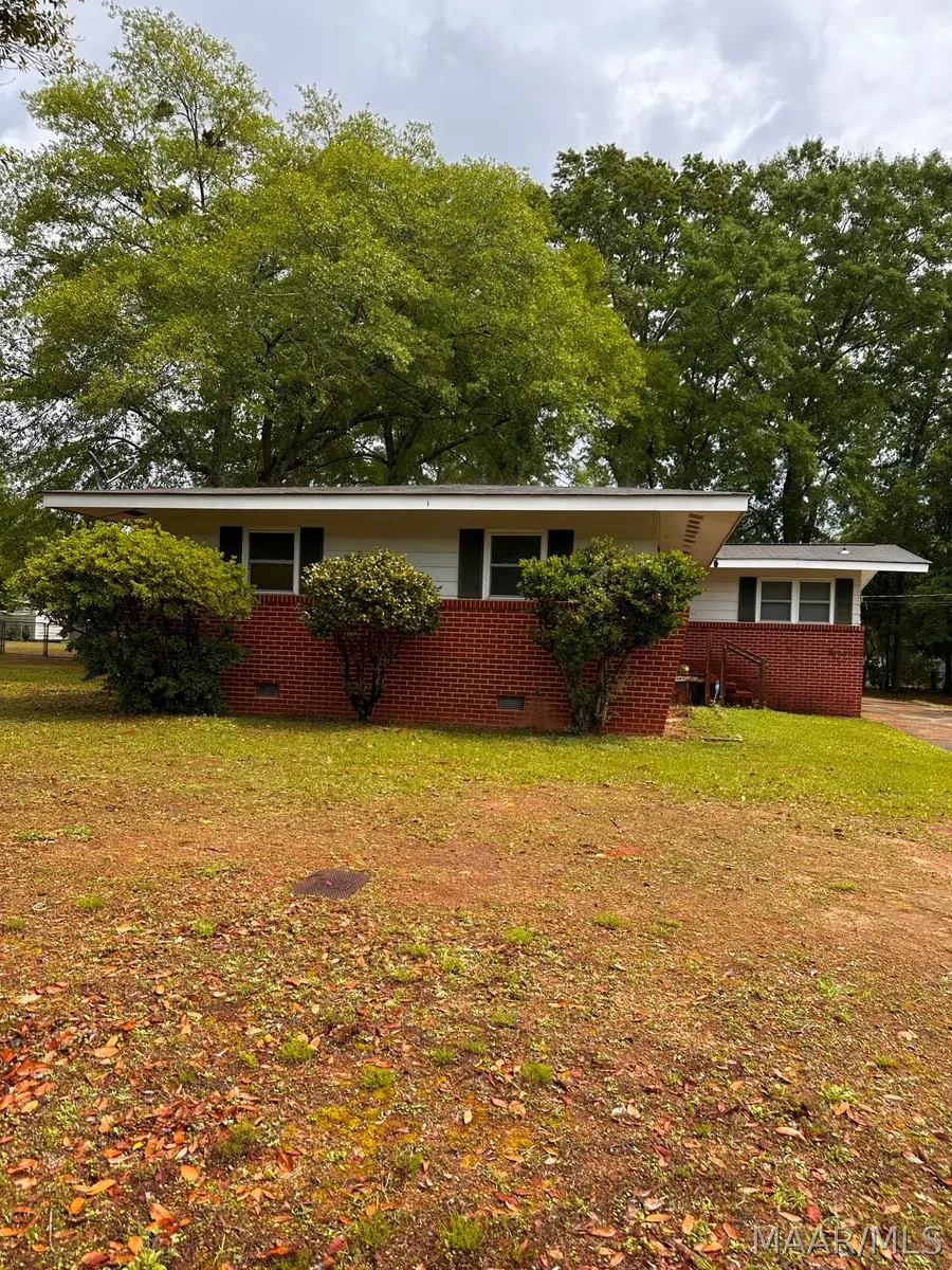 121 S Ann Street, Enterprise, AL 36330 - #2