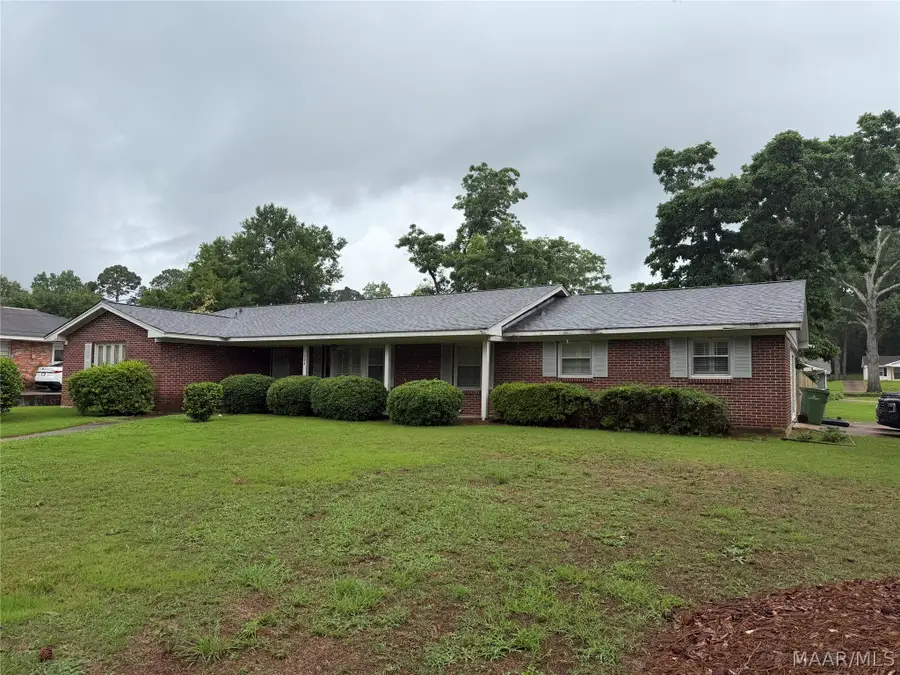 304 Sterling Drive, Montgomery, AL 36109 - #2