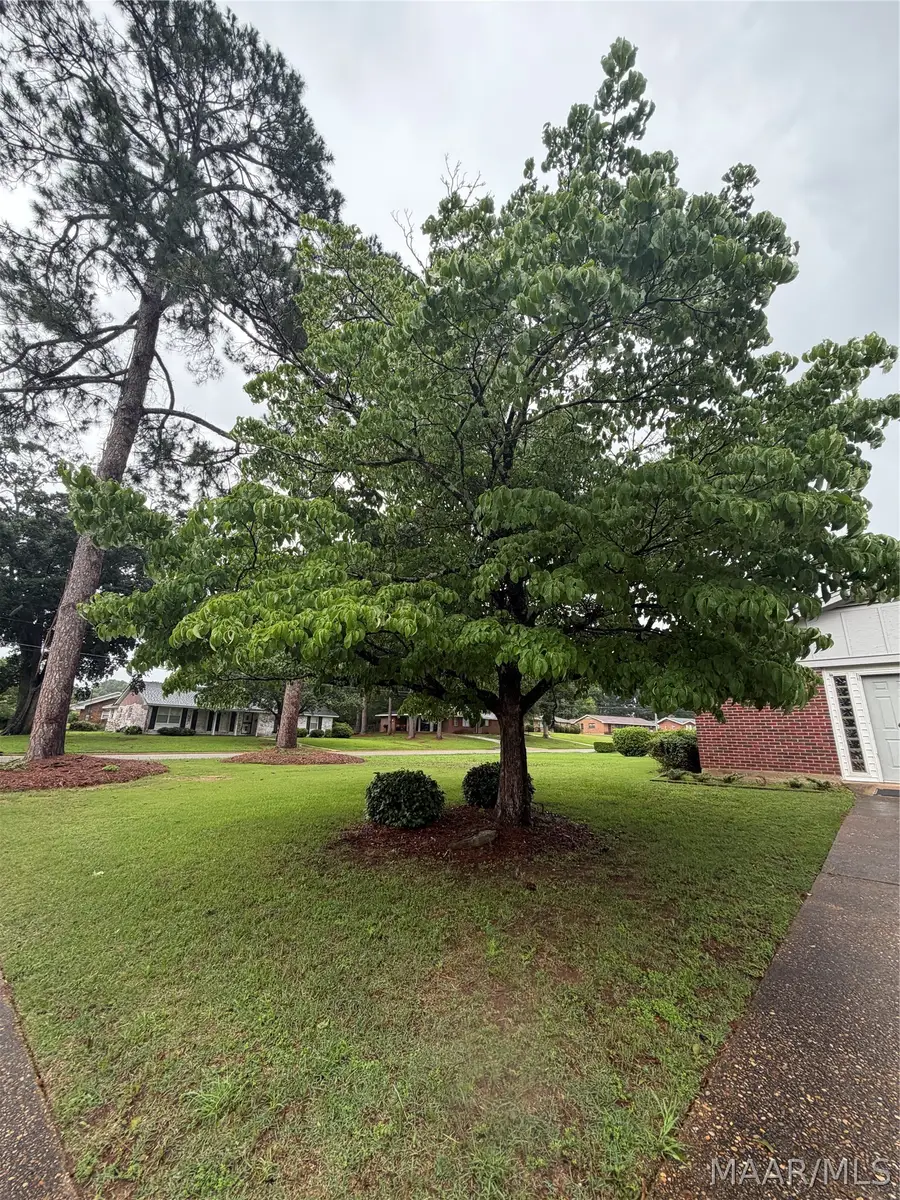 304 Sterling Drive, Montgomery, AL 36109 - #3