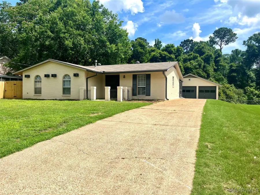 336 Janice Street, Prattville, AL 36066 - #2