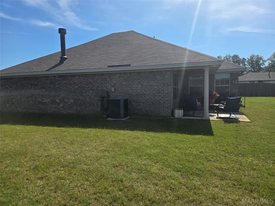 72 Oasis Drive, Wetumpka, AL 36092 - #3