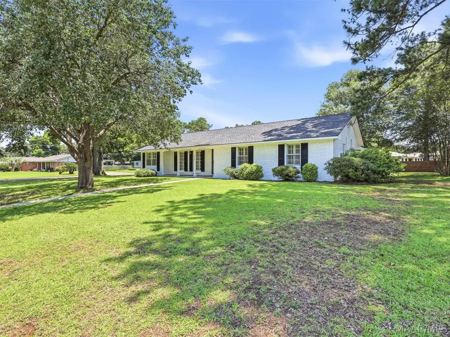 305 Sterling Drive, Montgomery, AL 36109 - #3