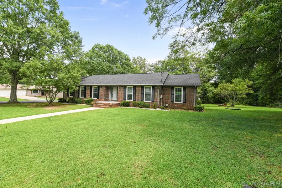 276 Langston Drive, Jemison, AL 35085 - #2