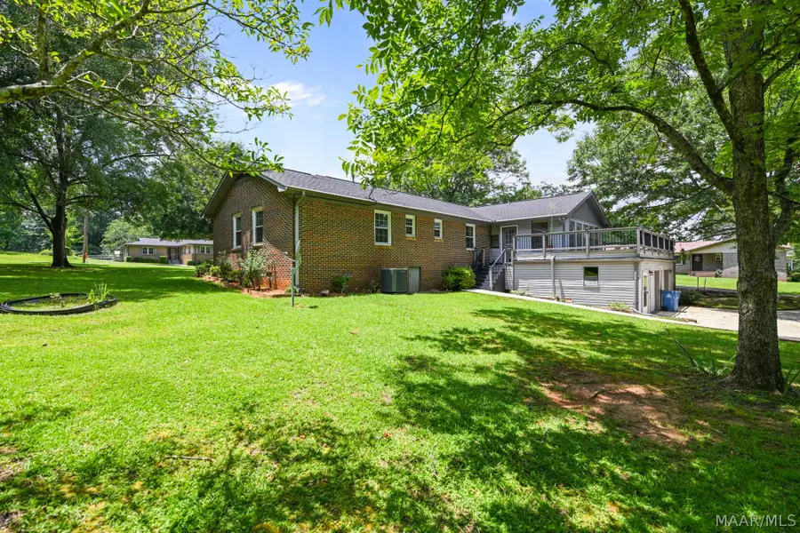 276 Langston Drive, Jemison, AL 35085 - #3