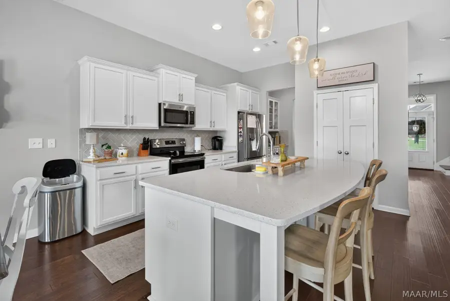 9302 Crescent Lodge Circle, Pike Road, AL 36064 - #2