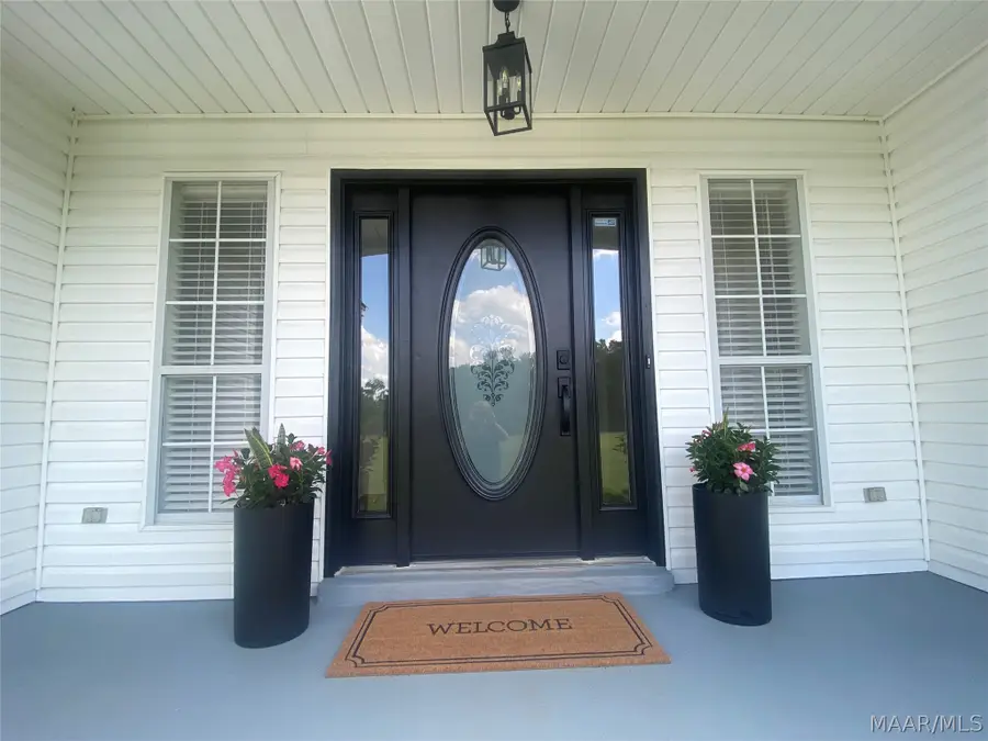 231 E County Rd 68 W, Deatsville, AL 36022 - #2
