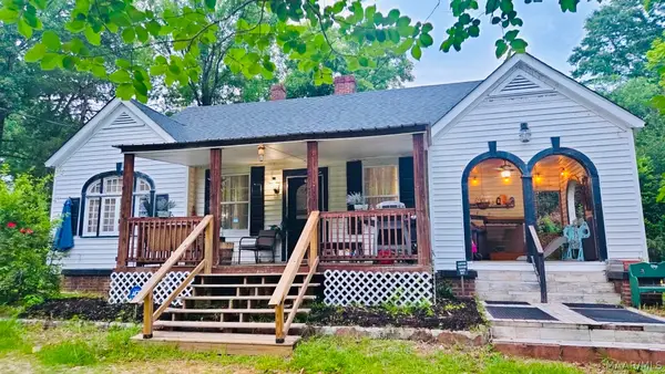 30 Pine Street, Eclectic, AL 36024