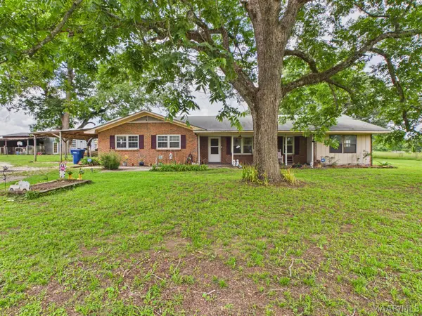 494 Carpenter Road, Deatsville, AL 36022