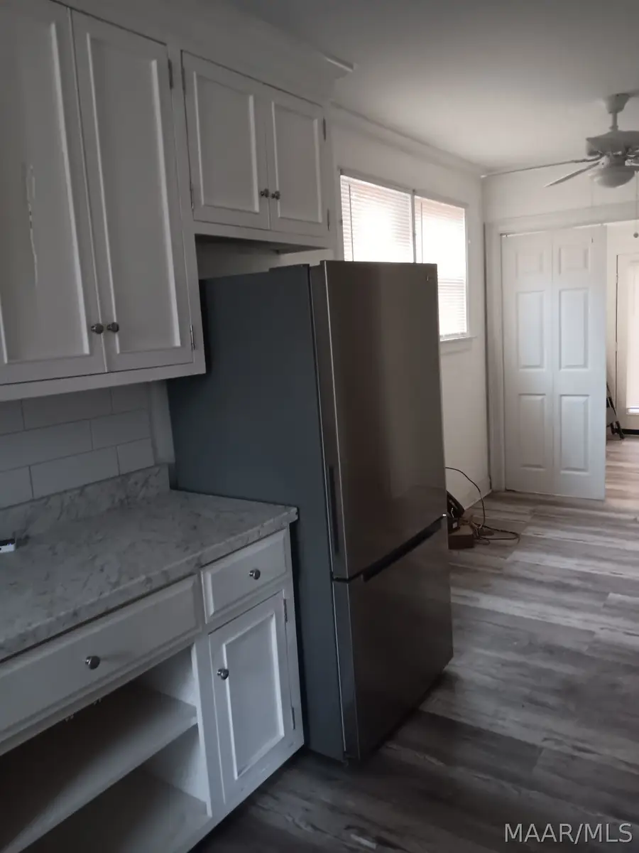 2454 Woodlawn Street, Montgomery, AL 36106 - #3