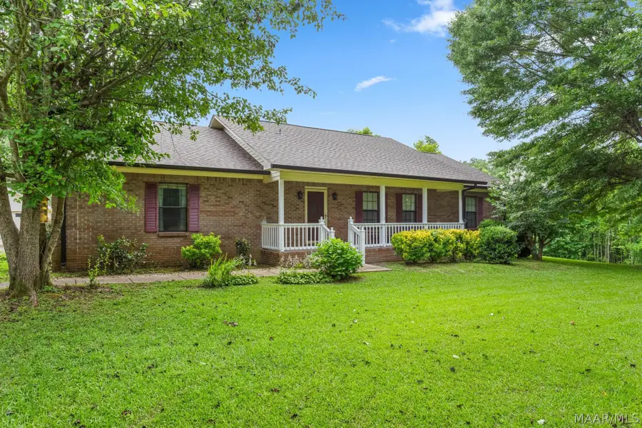 200 Mae Street, Clanton, AL 35045 - #2
