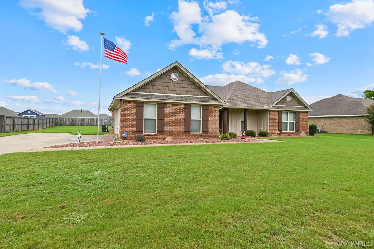 317 Landcaster Drive, Deatsville, AL 36022 - #1