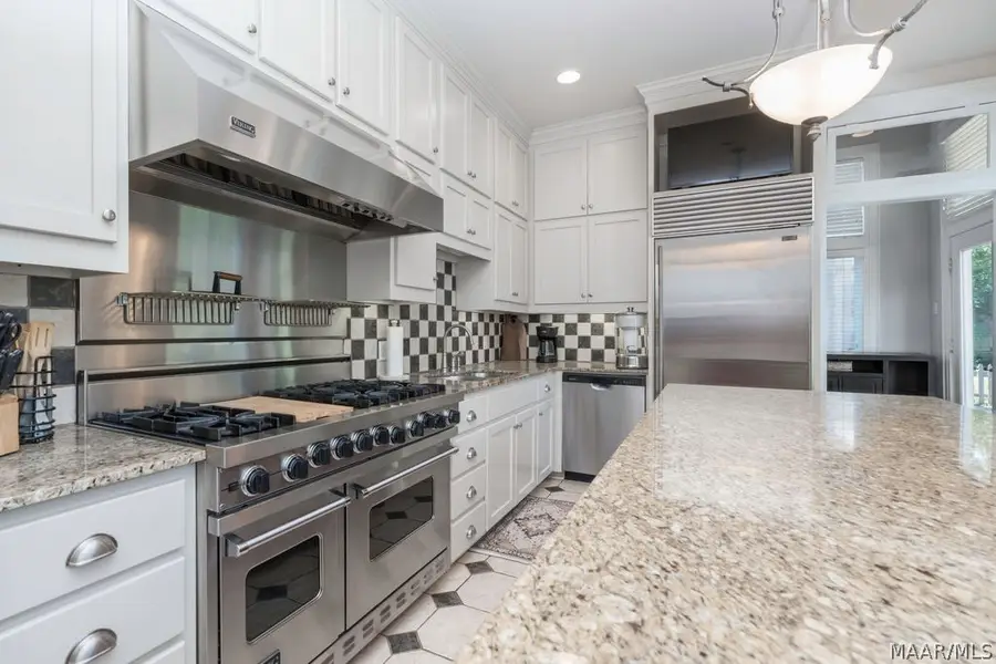 1864 S Hull Street, Montgomery, AL 36104 - #2