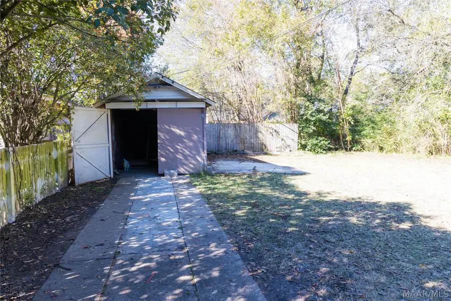 3256 Montezuma Road, Montgomery, AL 36106 - #3