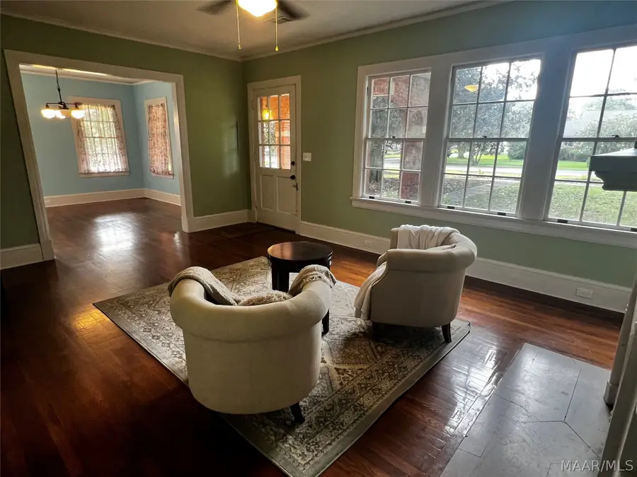 609 W Tuskeena Street, Wetumpka, AL 36092 - #2