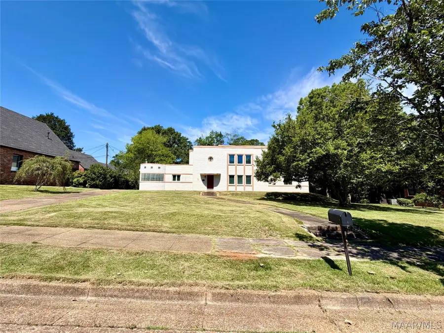 208 Pine Street, Troy, AL 36081 - #2