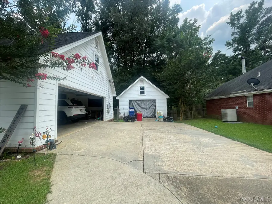 217 Holly Court, Prattville, AL 36066 - #3
