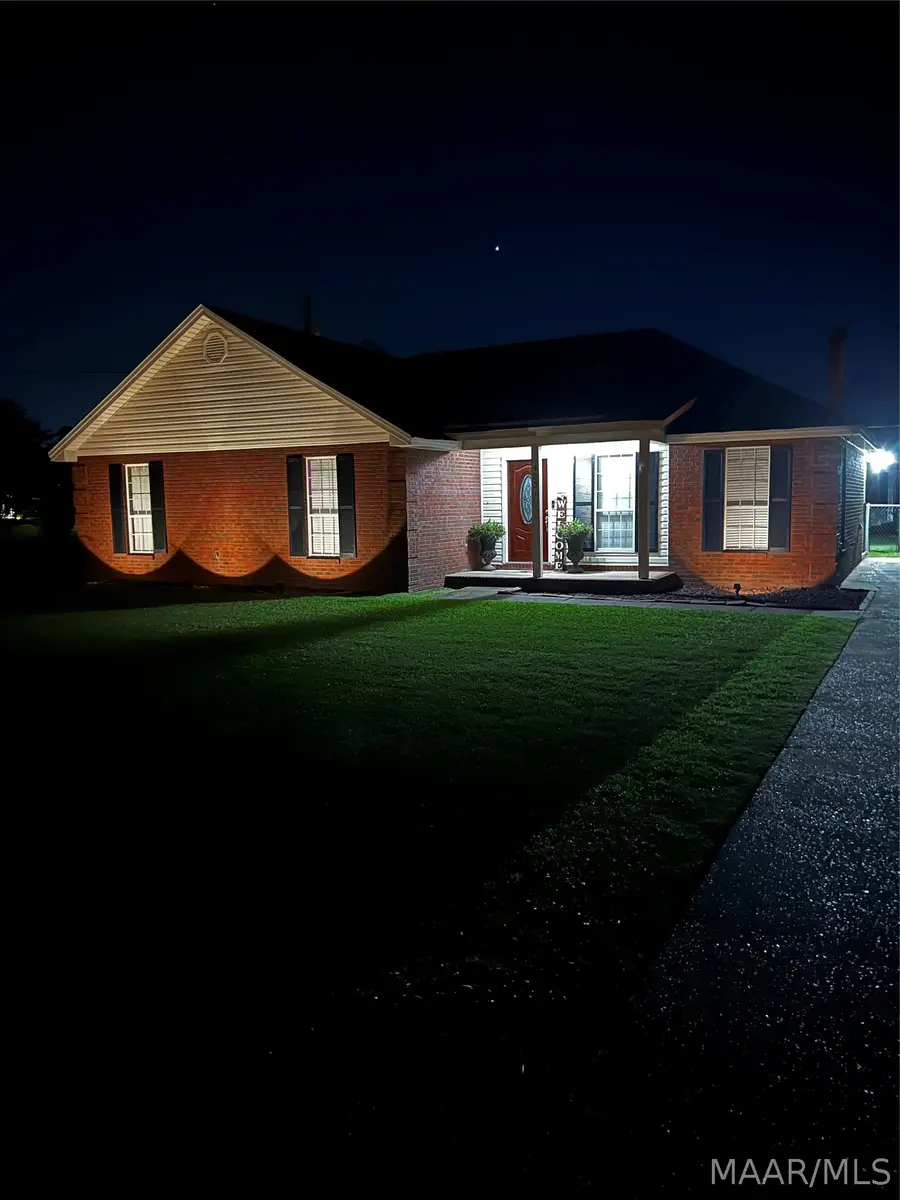 4231 Springdale Road, Millbrook, AL 36054 - #2