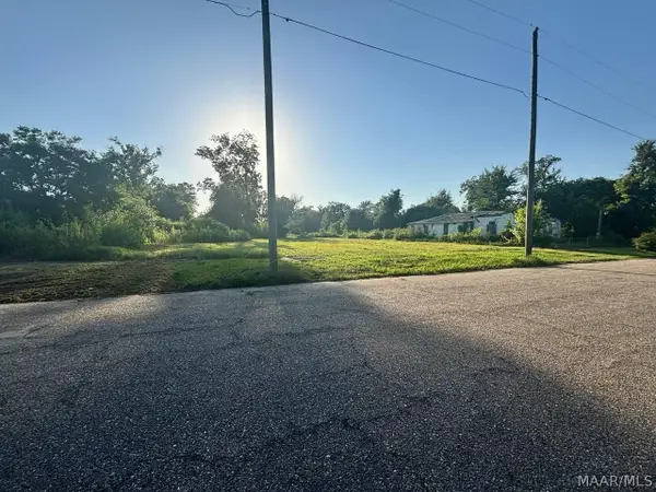1417 Martin Luther King Street, Selma, AL 36703