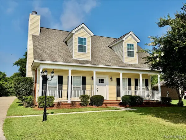 307 Sparrow Point Lane, Deatsville, AL 36022