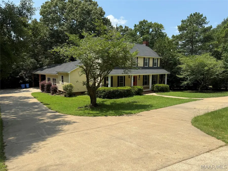 818 Fairwood Drive, Prattville, AL 36067 - #3