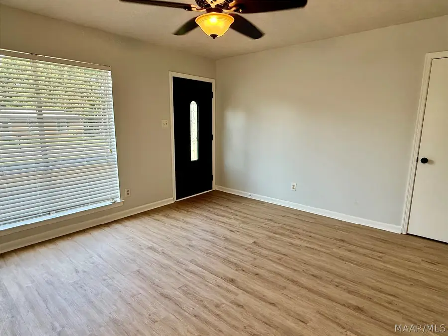 207 Magnolia Drive, Prattville, AL 36067 - #2